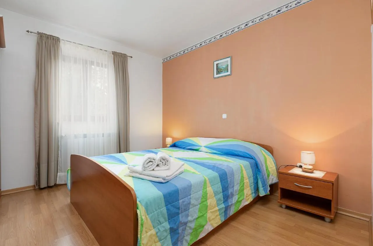 Apartment Ferienwohnung Romina Poreč